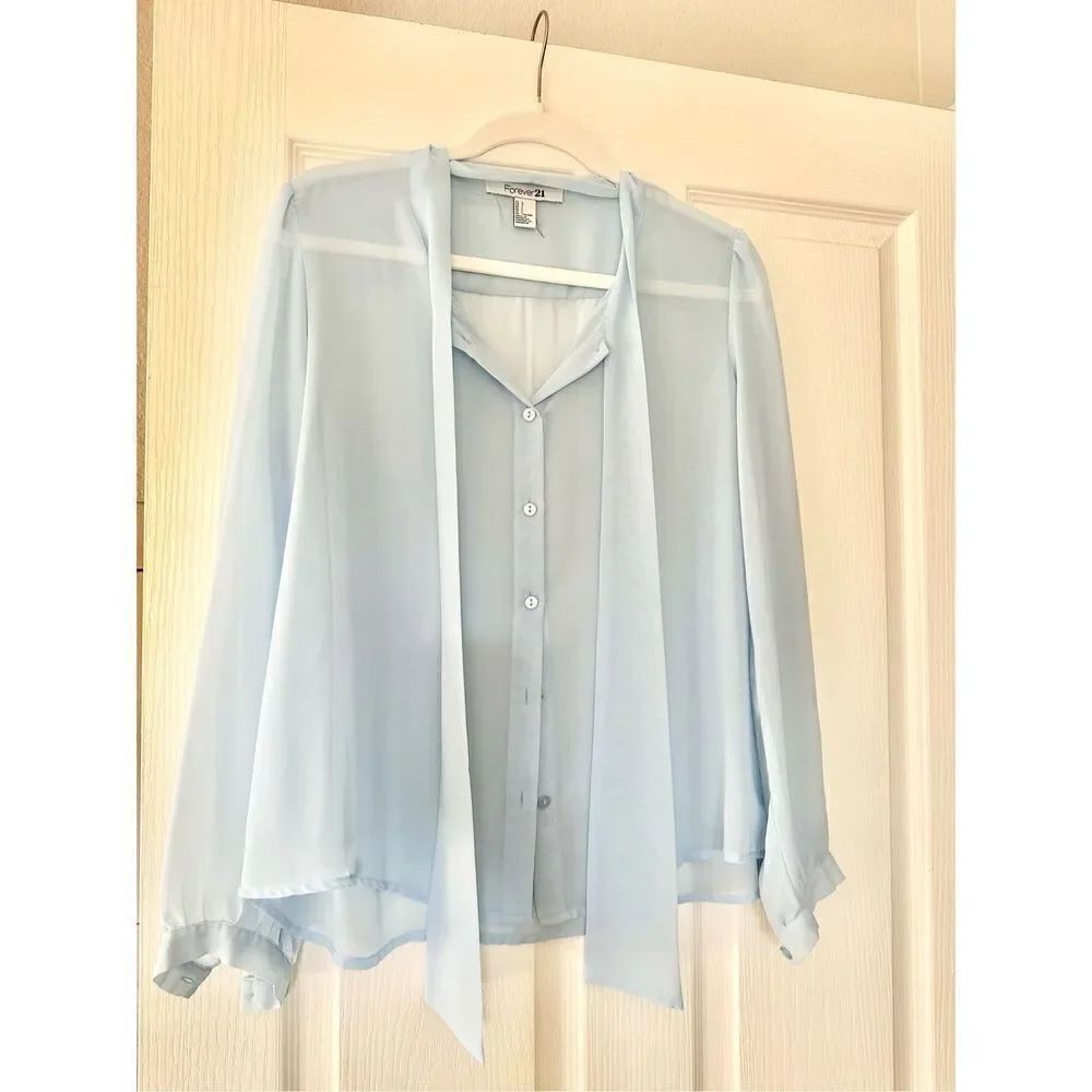 Forever 21 light blue button down blouse with front tie size large (Y2K)